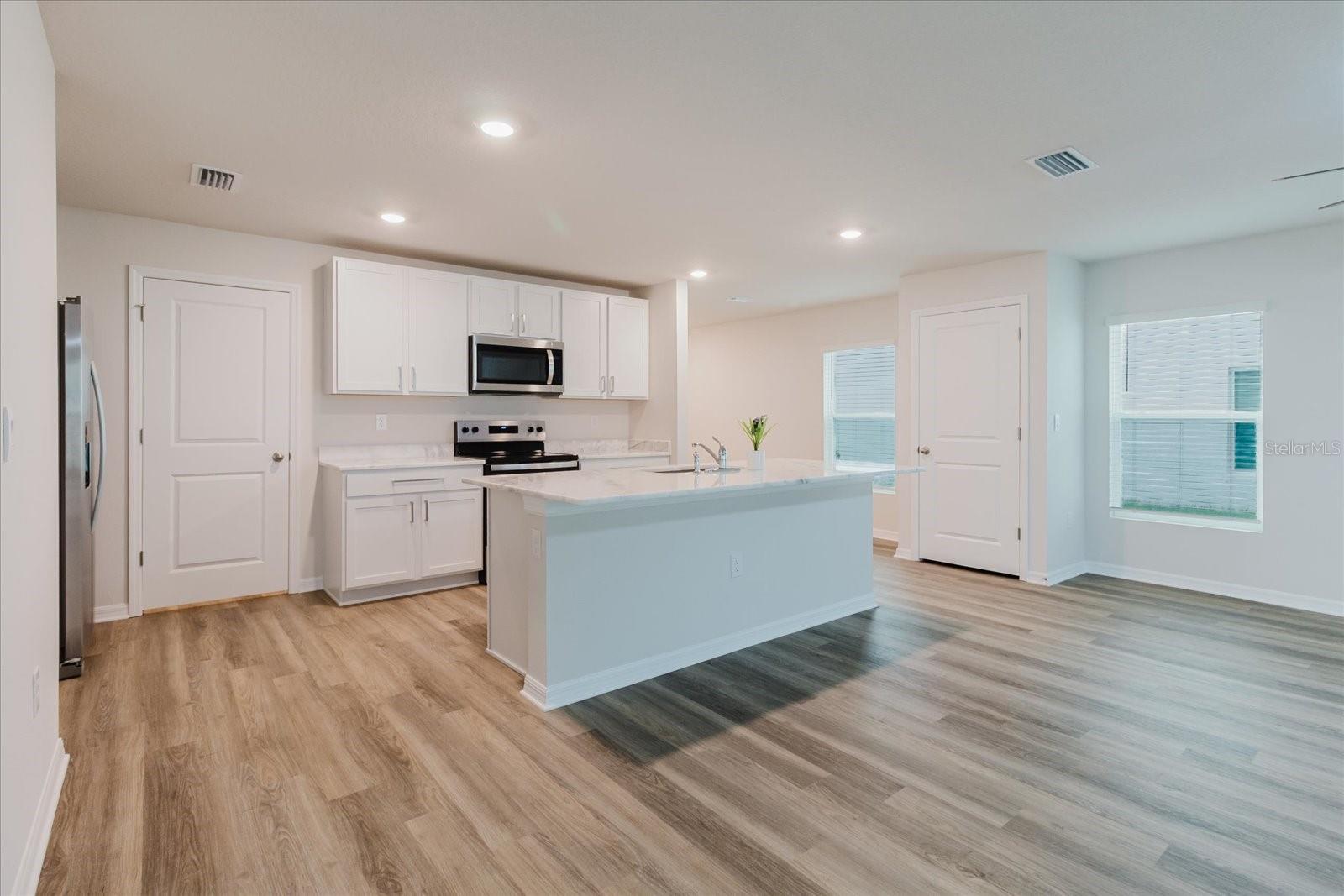 Image 12 of 88 For 5846 Silver Moonlight Drive