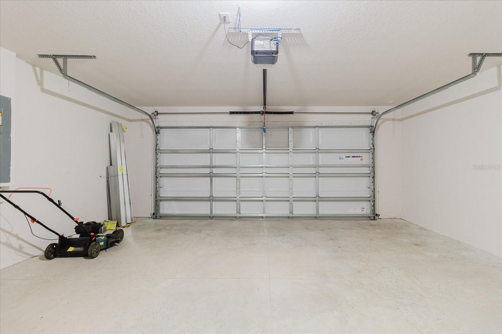 Image 30 of 88 For 5846 Silver Moonlight Drive
