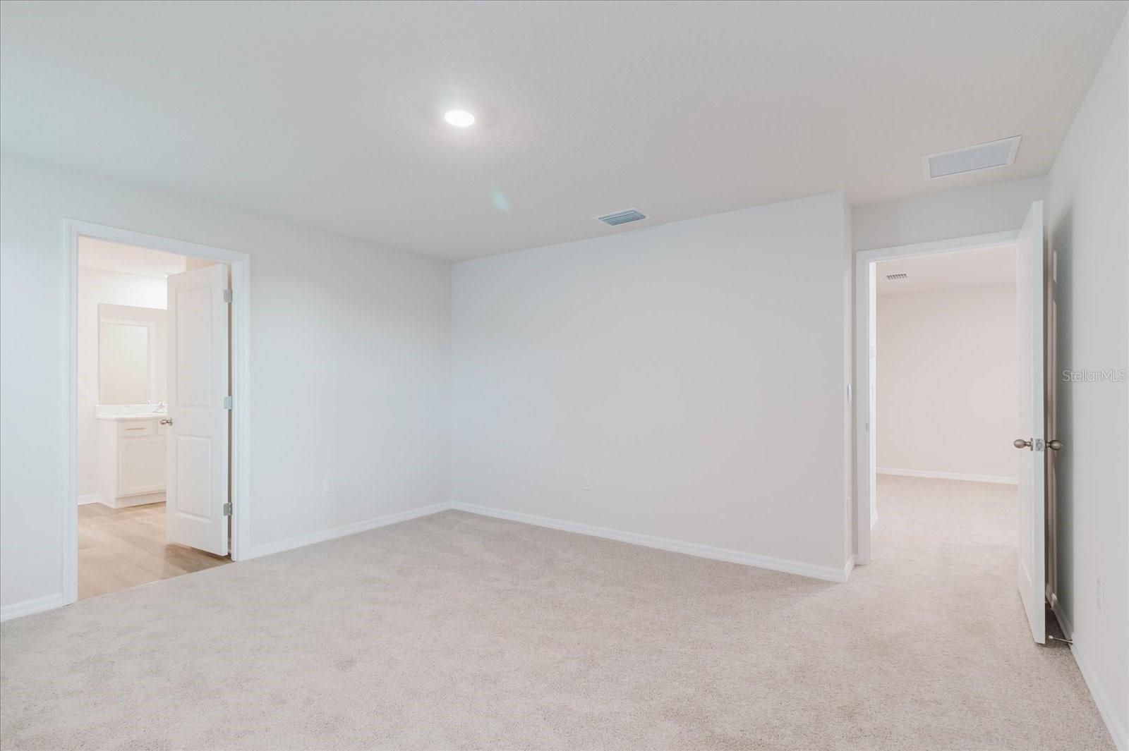 Image 36 of 88 For 5846 Silver Moonlight Drive
