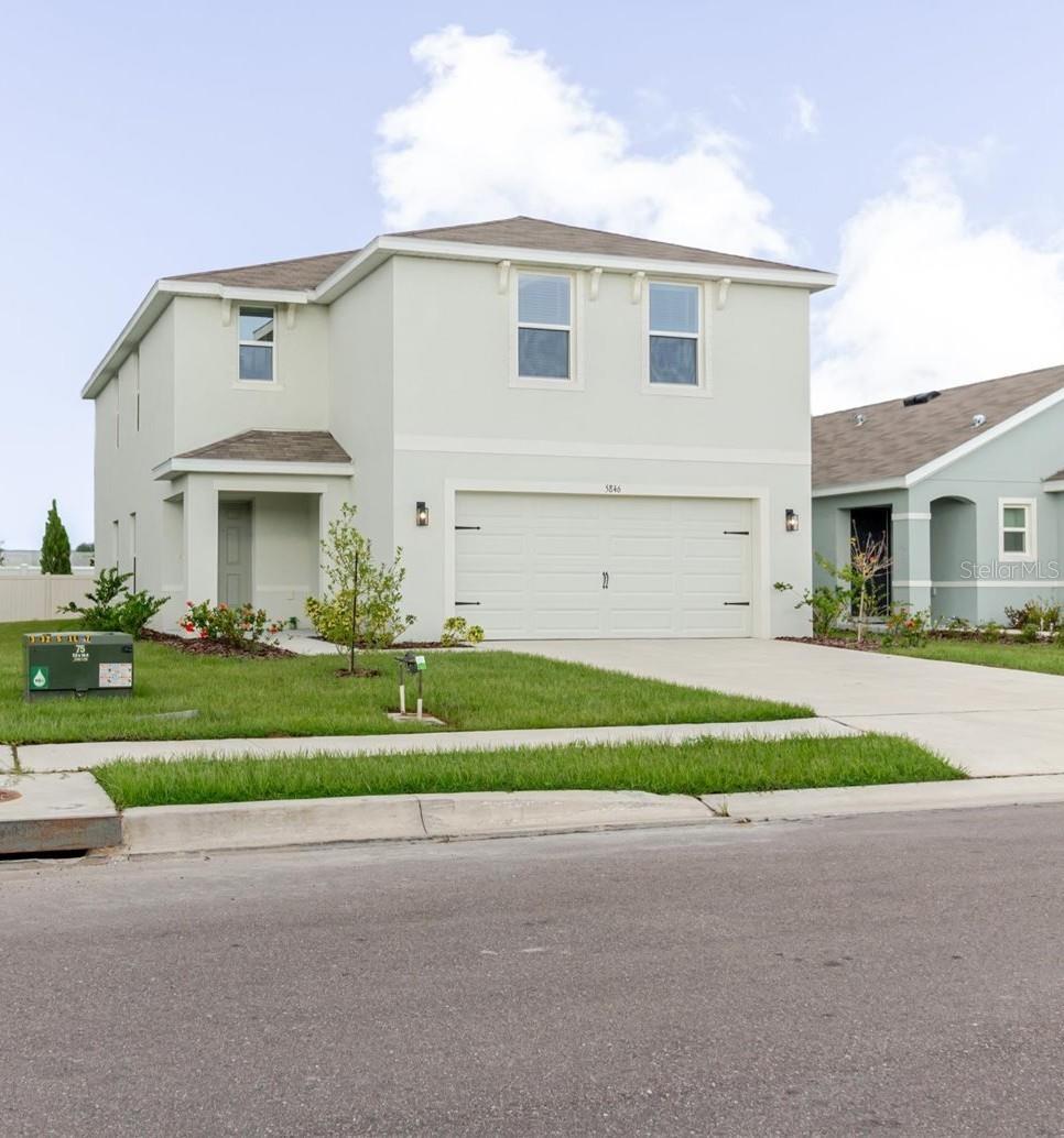 Image 4 of 88 For 5846 Silver Moonlight Drive