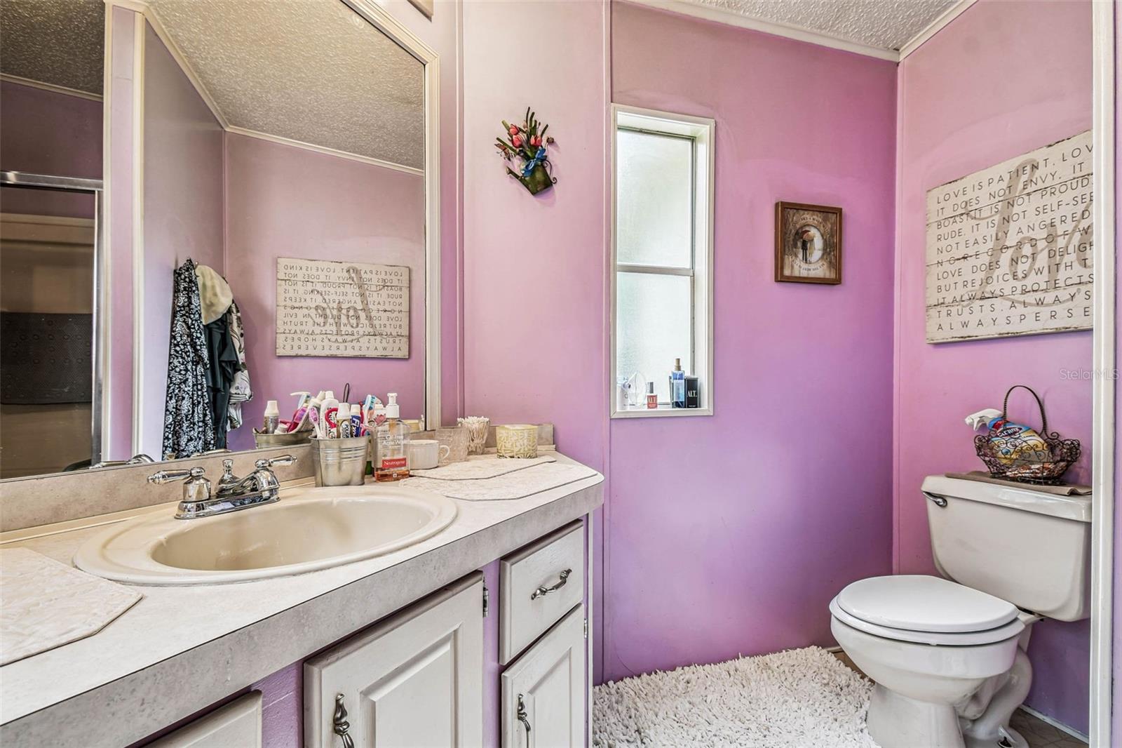 Image 11 of 34 For 15353 Shady Street