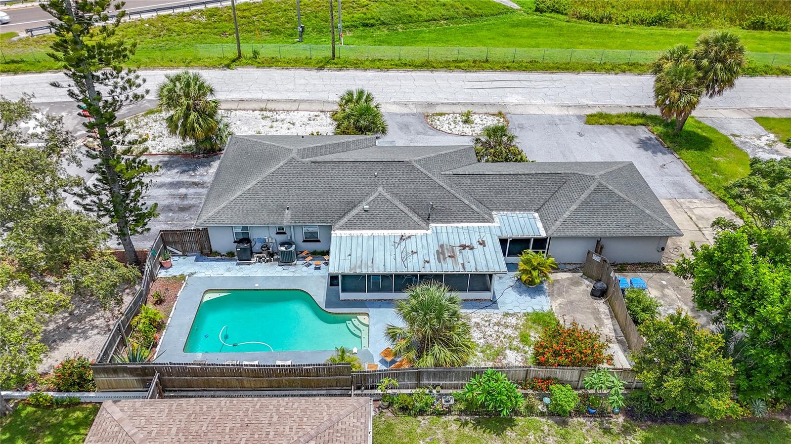 Details for 4820 Welch Causeway, ST PETERSBURG, FL 33708
