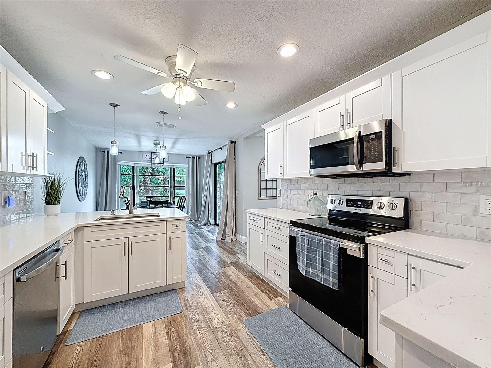 Image 6 of 35 For 3711 Erin Brook Drive