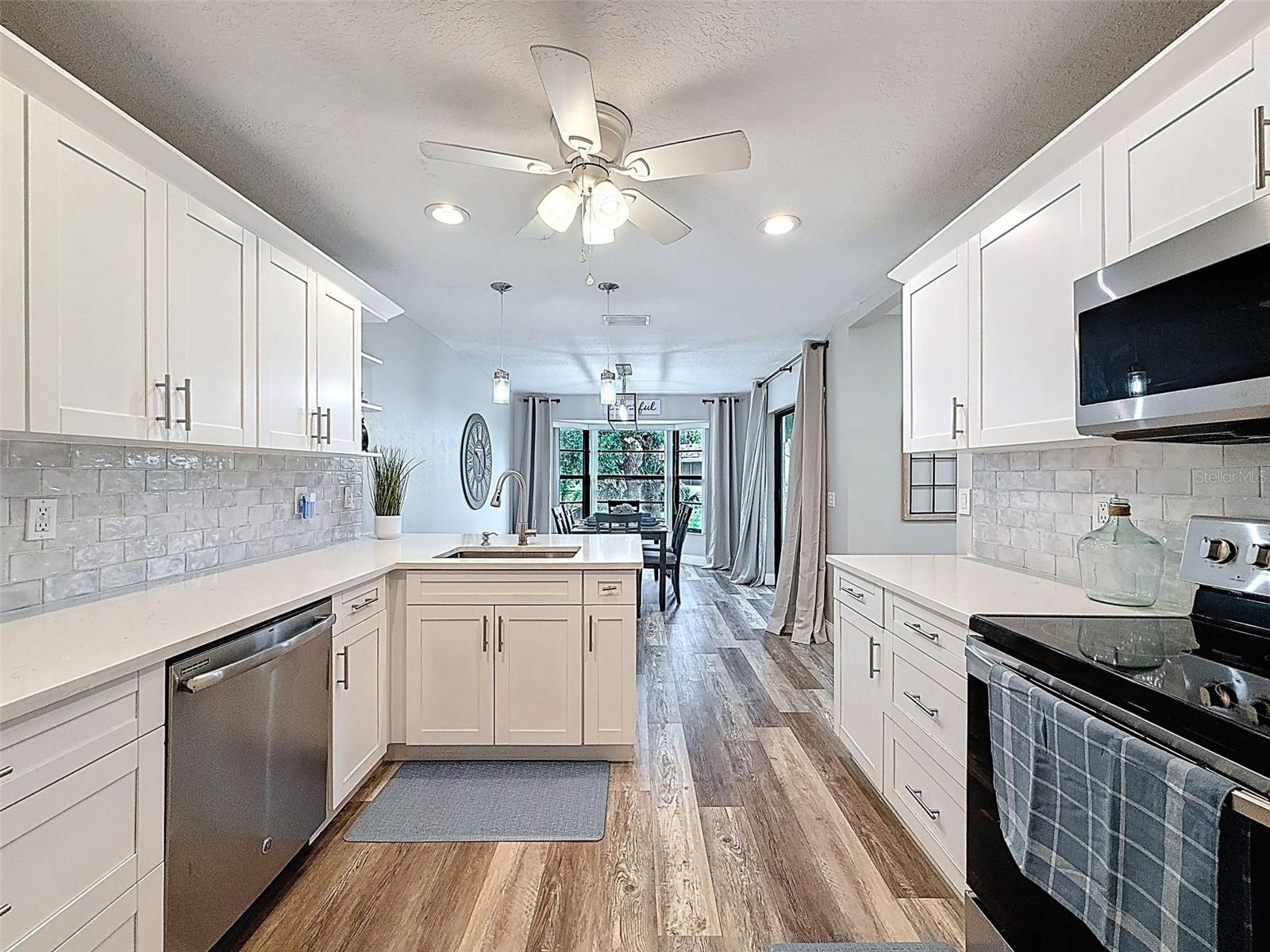 Image 7 of 35 For 3711 Erin Brook Drive