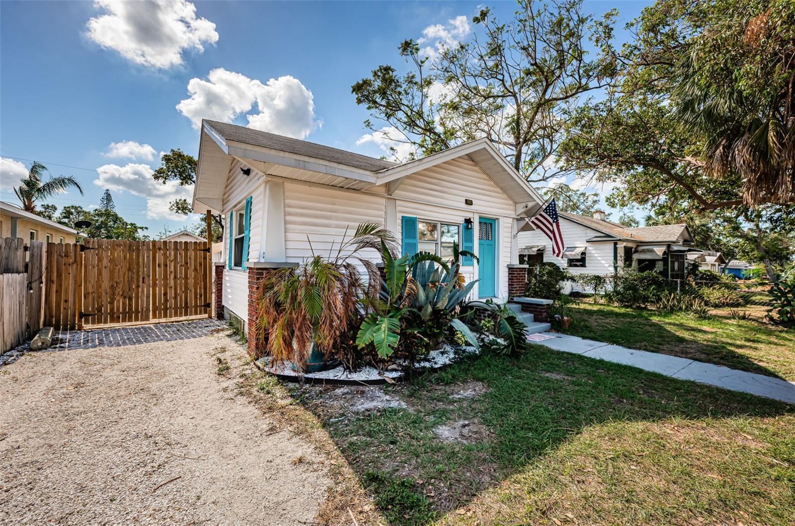 Image 9 of 17 For 5306 9th Avenue S
