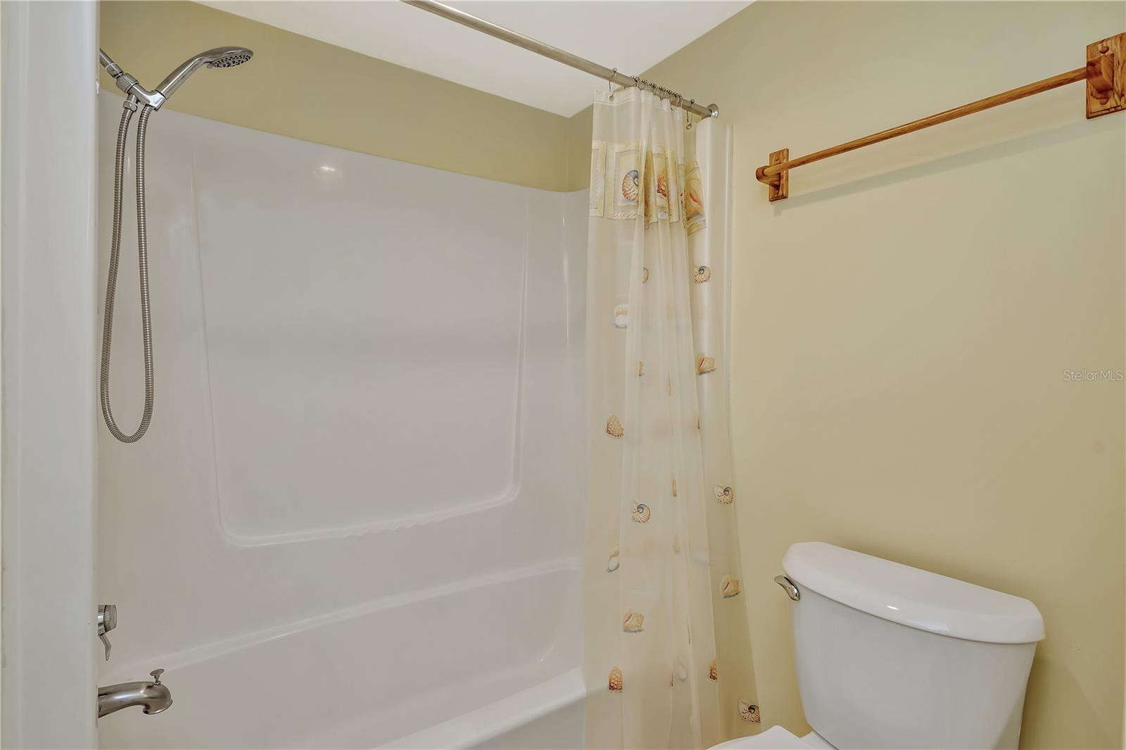 Image 15 of 43 For 7321 Central Avenue 303