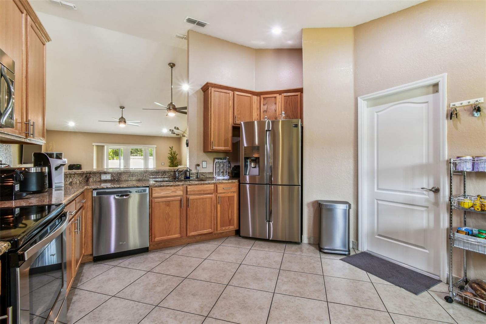 Image 21 of 72 For 6937 Minaxi Drive