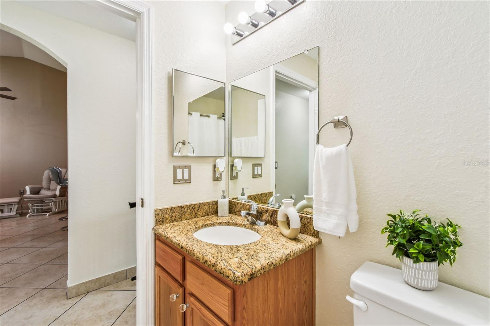 Image 29 of 72 For 6937 Minaxi Drive