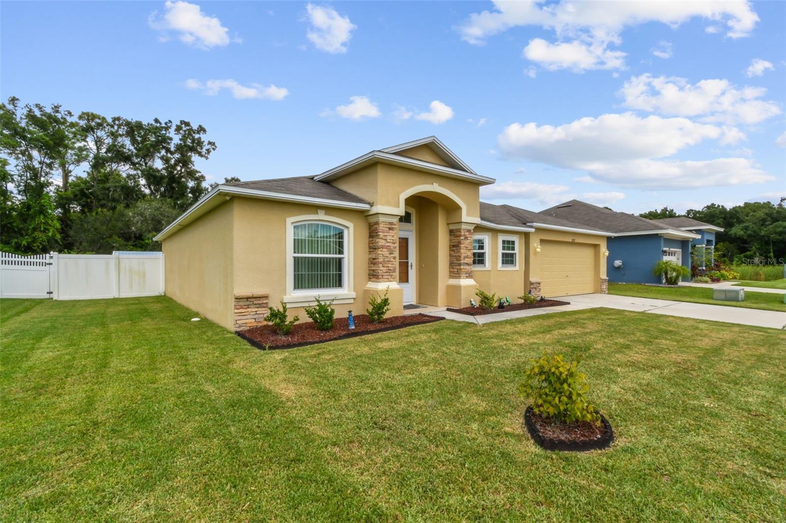 Image 3 of 72 For 6937 Minaxi Drive