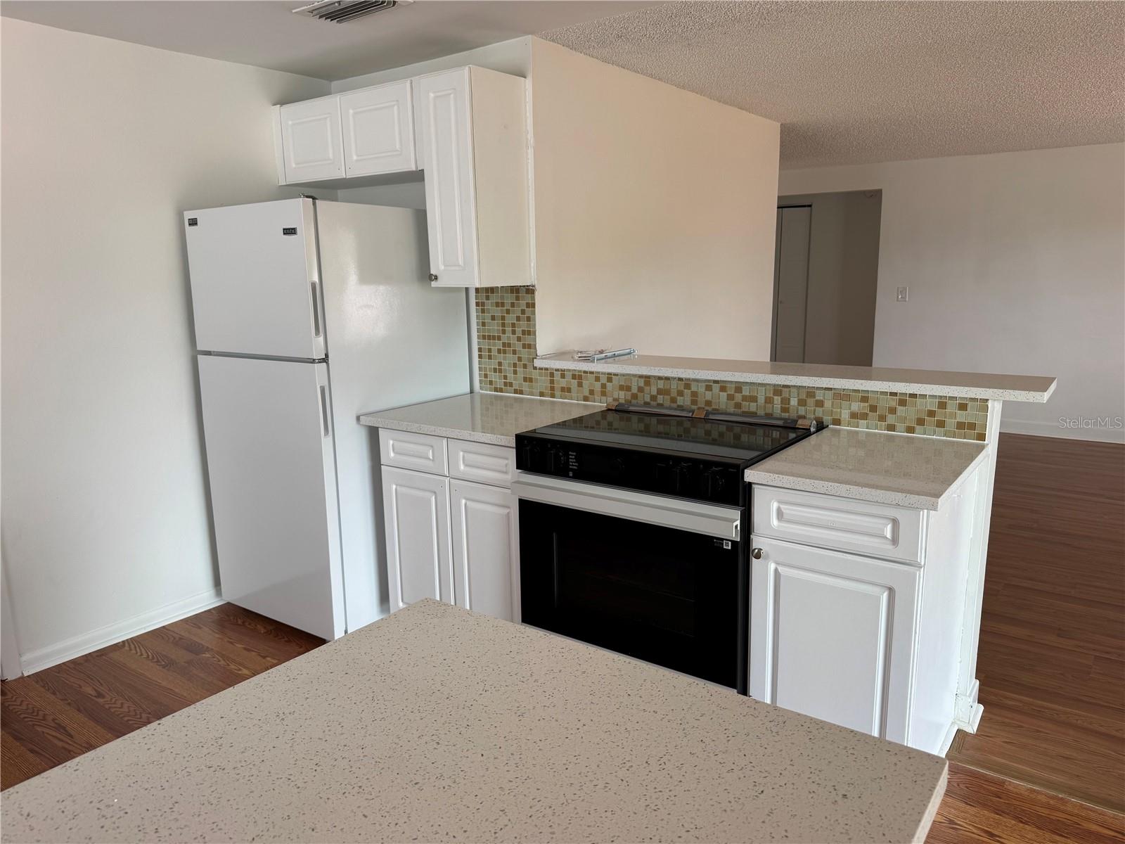 Image 6 of 18 For 16104 Foxfire Drive