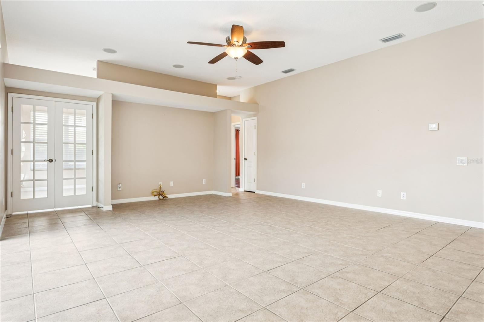 Image 15 of 43 For 23523 Gracewood Circle