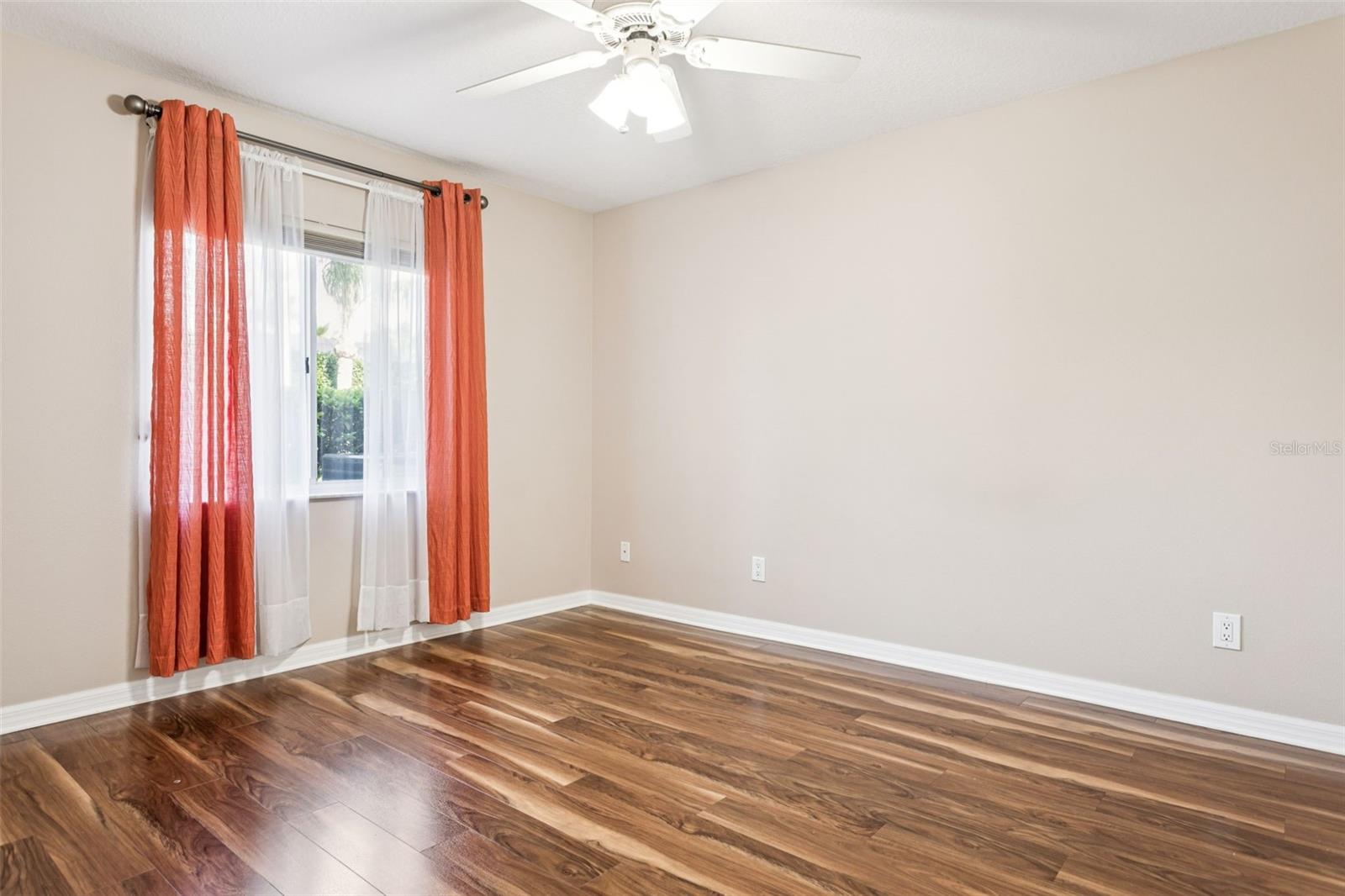 Image 23 of 43 For 23523 Gracewood Circle