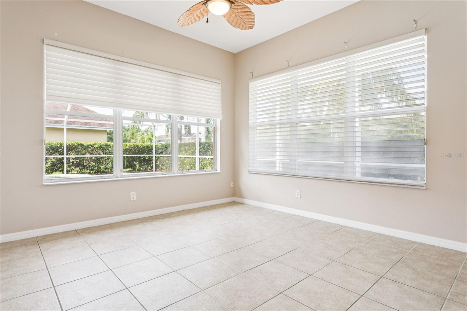 Image 26 of 43 For 23523 Gracewood Circle