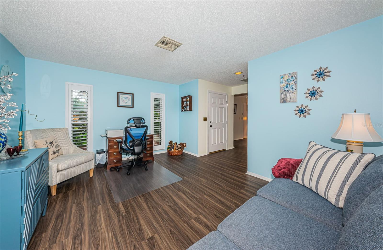 Image 5 of 38 For 10822 64th Street N