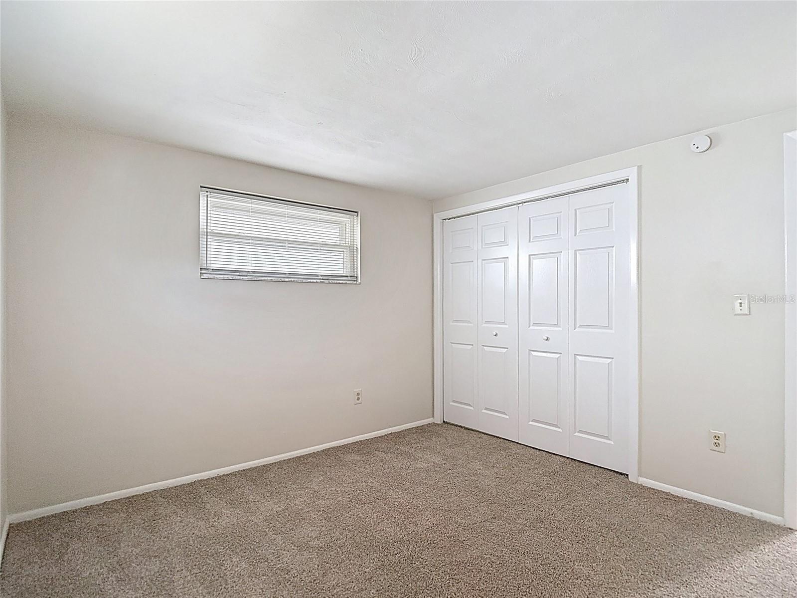 Listing photo id 22 for 6350 Edenmore Avenue