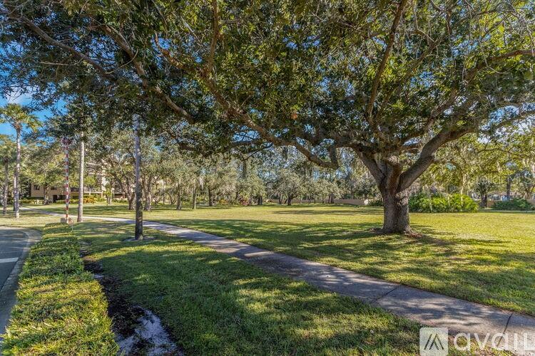 Image 20 of 22 For 3062 Eastland Blvd  407