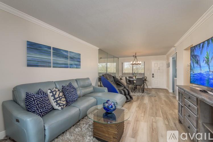 Image 3 of 22 For 3062 Eastland Blvd  407