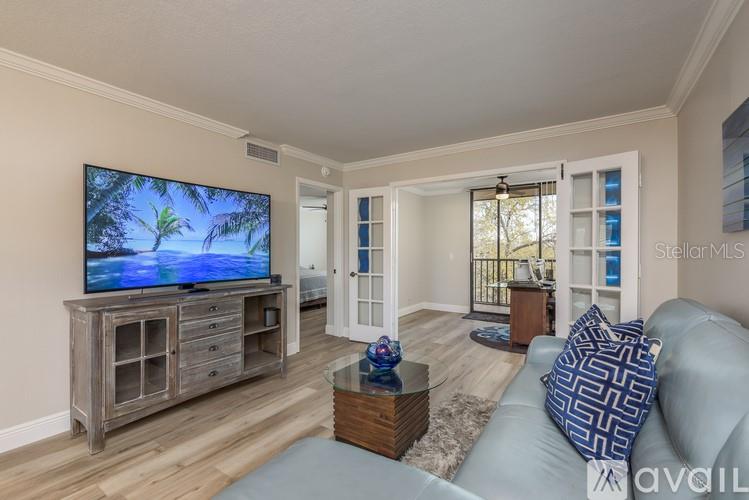 Image 7 of 22 For 3062 Eastland Blvd  407