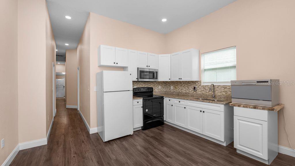 Image 5 of 6 For 2314 Chestnut Street A
