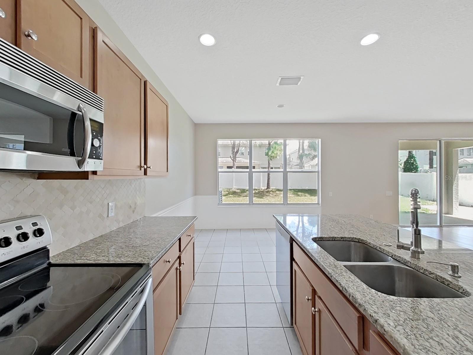 Image 11 of 63 For 14218 Wake Robin Drive