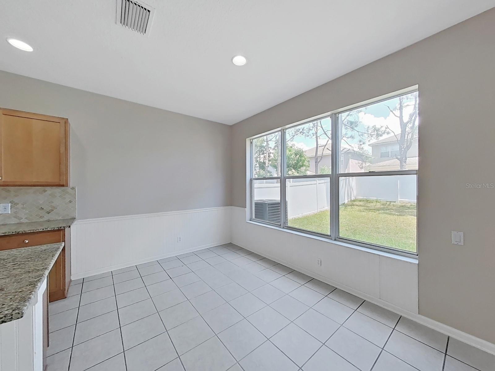 Image 16 of 63 For 14218 Wake Robin Drive