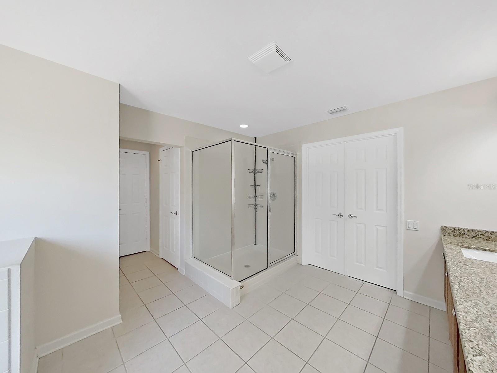 Image 36 of 63 For 14218 Wake Robin Drive