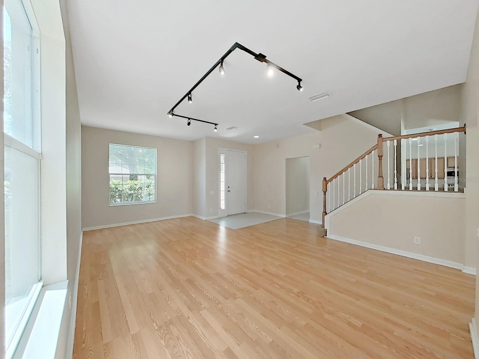 Image 6 of 63 For 14218 Wake Robin Drive