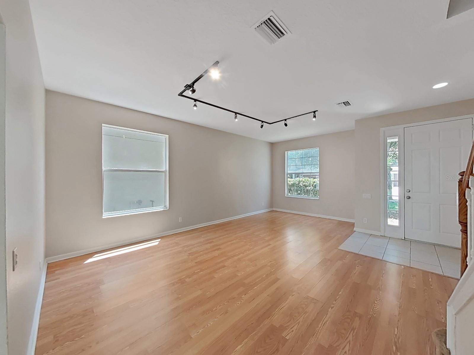 Image 7 of 63 For 14218 Wake Robin Drive