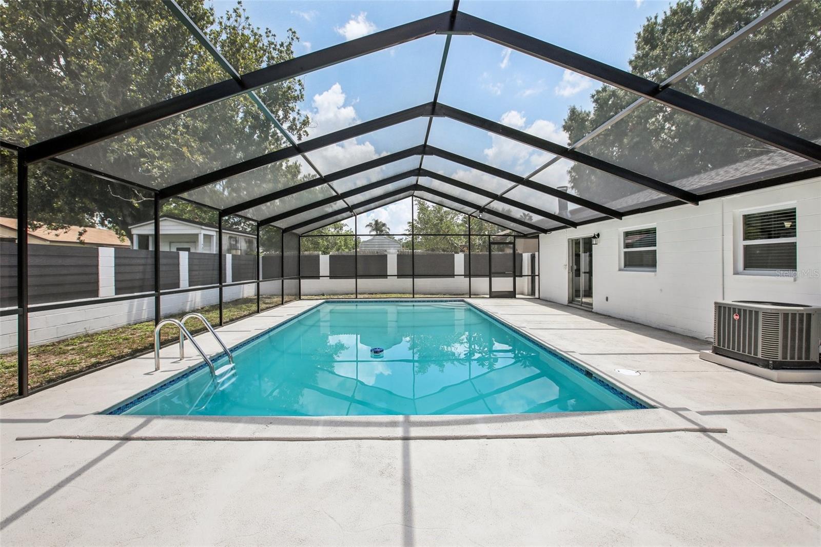 Image 33 of 39 For 1112 Nutmeg Drive