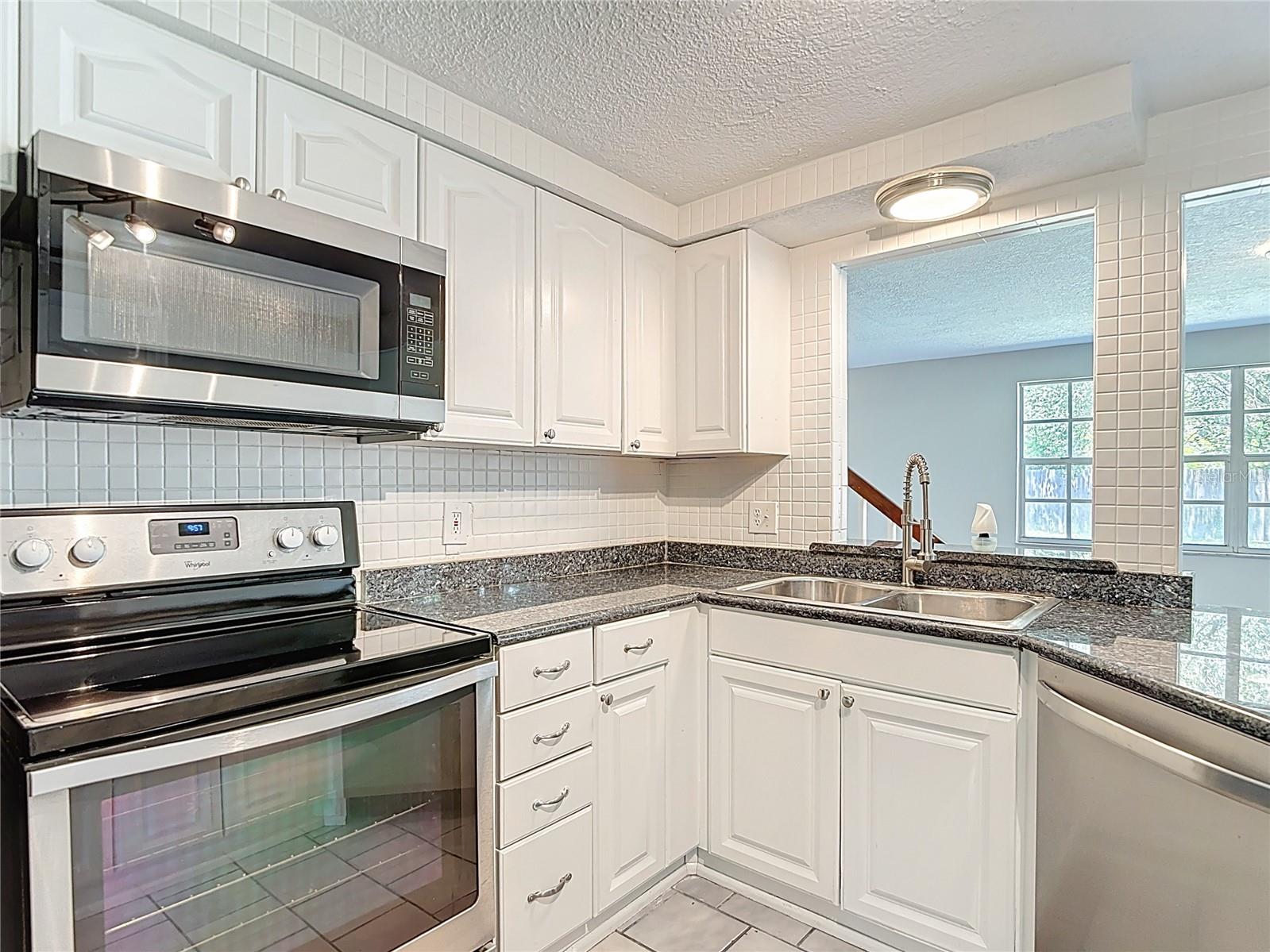 Image 12 of 82 For 7827 Butler Avenue
