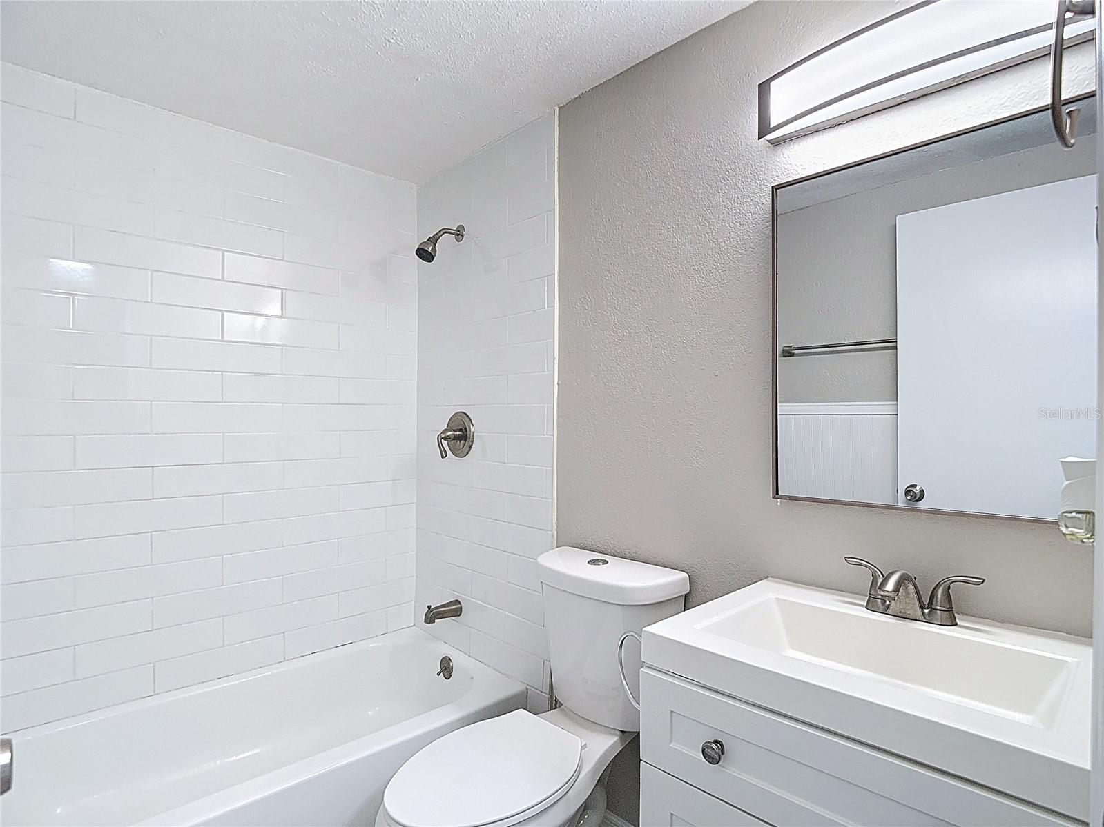 Image 31 of 82 For 7827 Butler Avenue