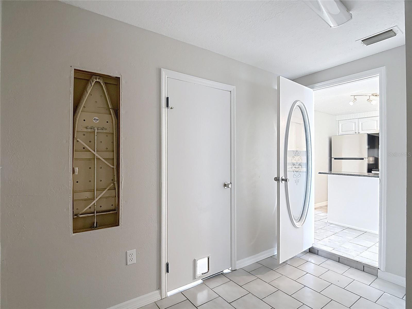 Image 35 of 82 For 7827 Butler Avenue