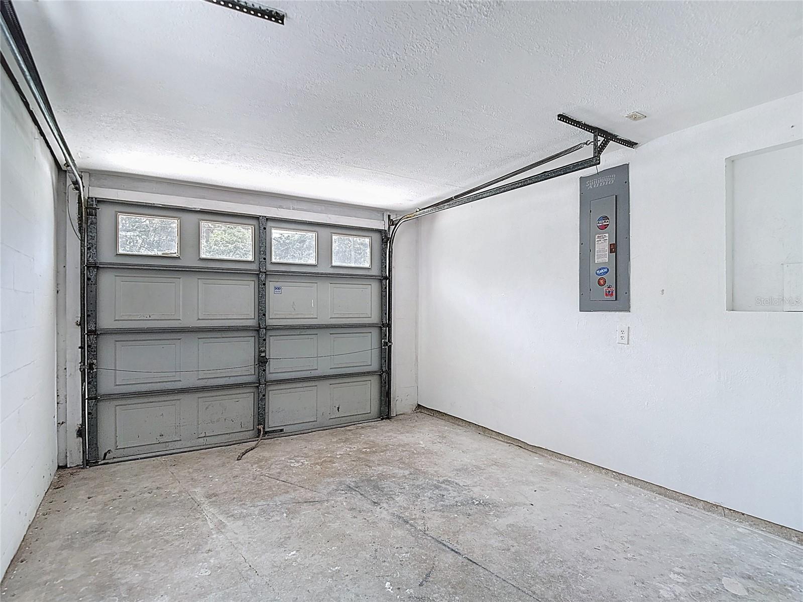 Image 37 of 82 For 7827 Butler Avenue