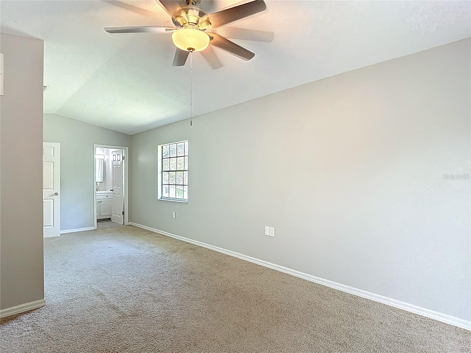 Image 47 of 82 For 7827 Butler Avenue