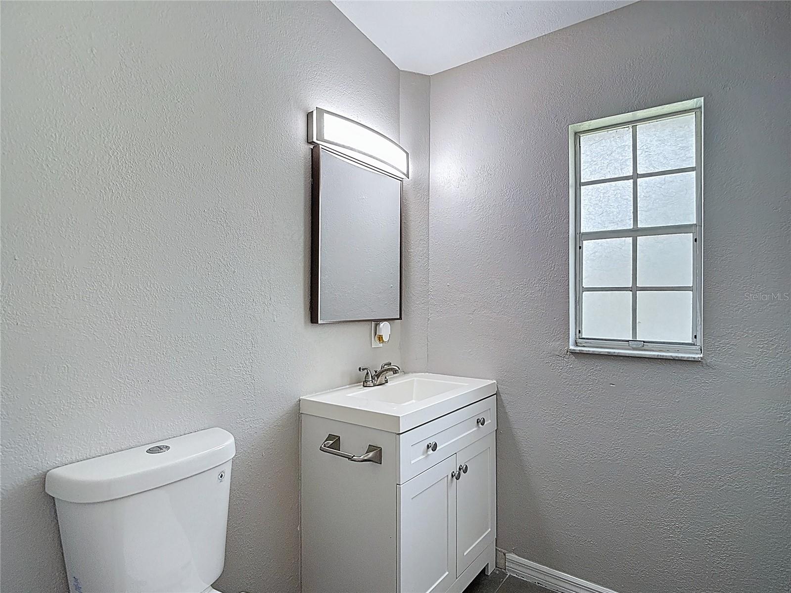 Image 52 of 82 For 7827 Butler Avenue