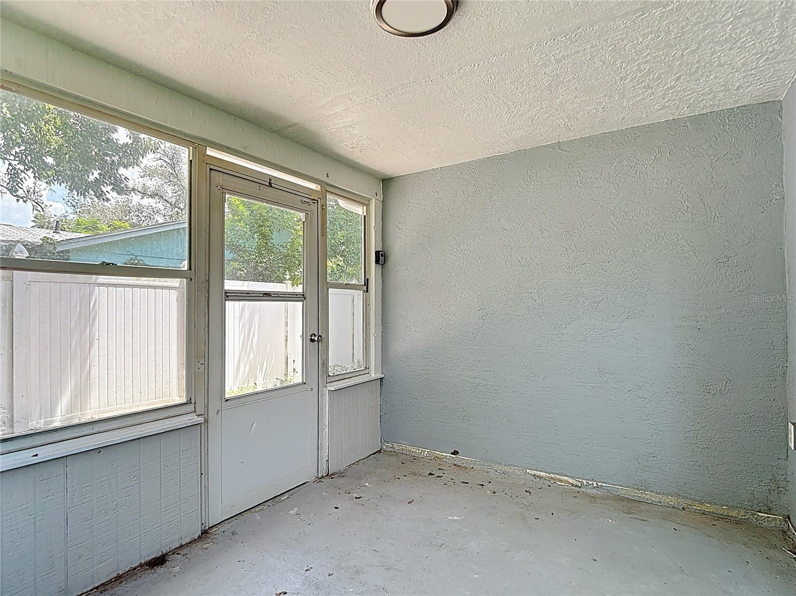 Image 56 of 82 For 7827 Butler Avenue