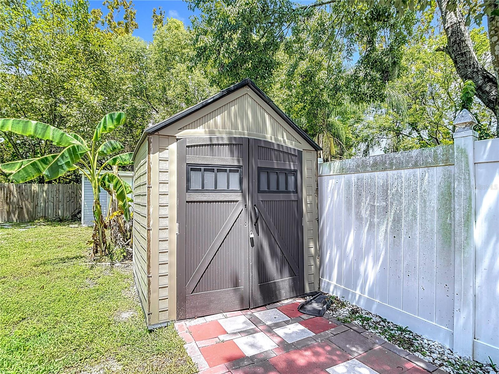 Image 63 of 82 For 7827 Butler Avenue