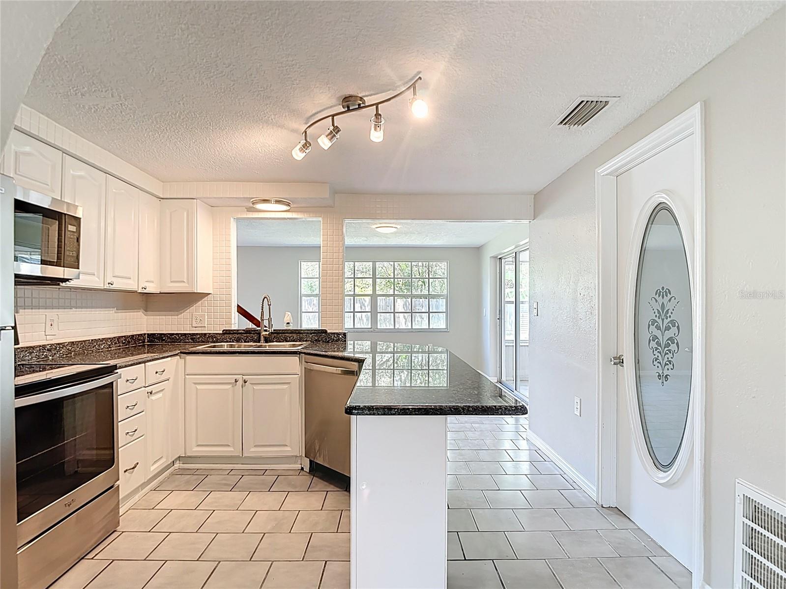 Image 8 of 82 For 7827 Butler Avenue