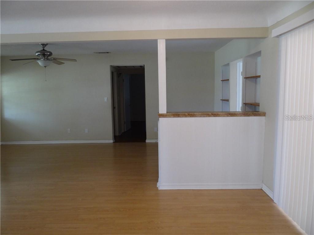 Image 13 of 34 For 6132 Dartmouth Avenue N