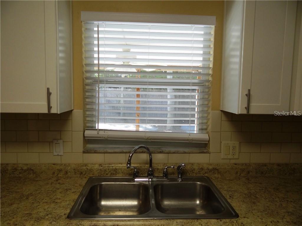 Image 21 of 34 For 6132 Dartmouth Avenue N