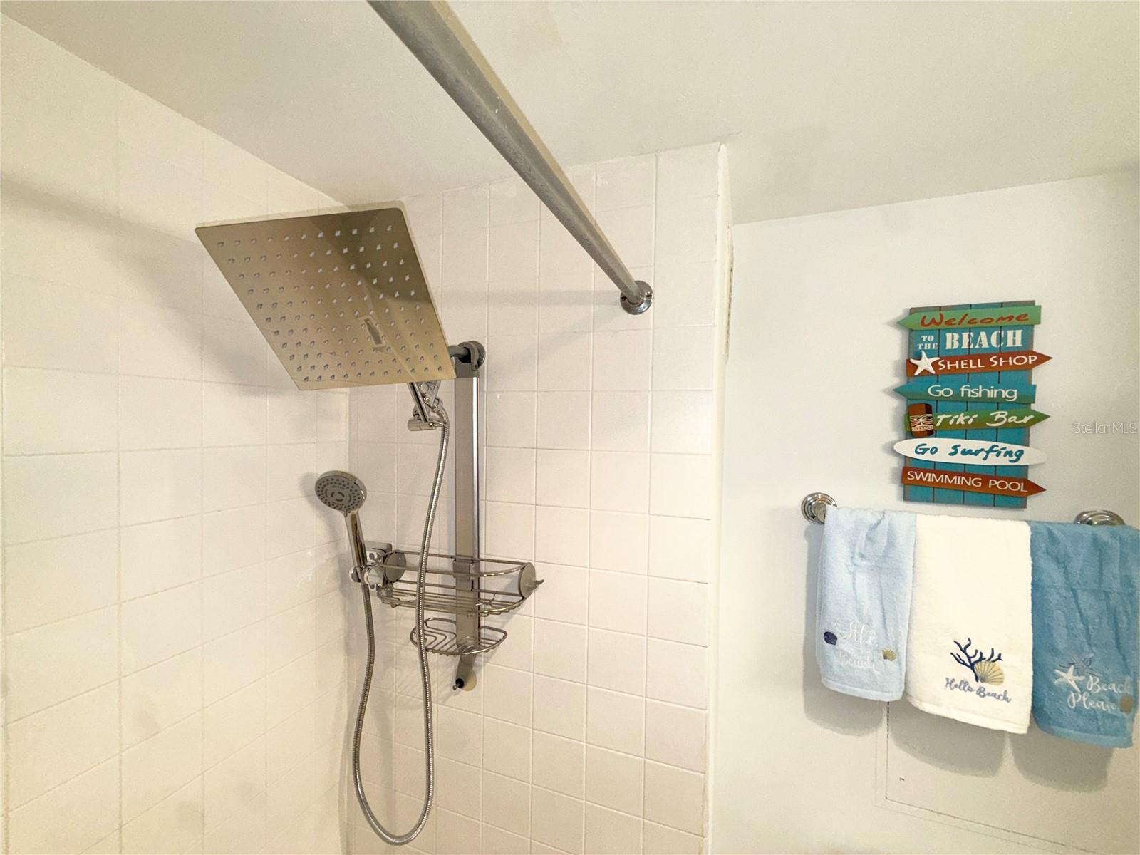 Image 34 of 63 For 880 Mandalay Avenue C704