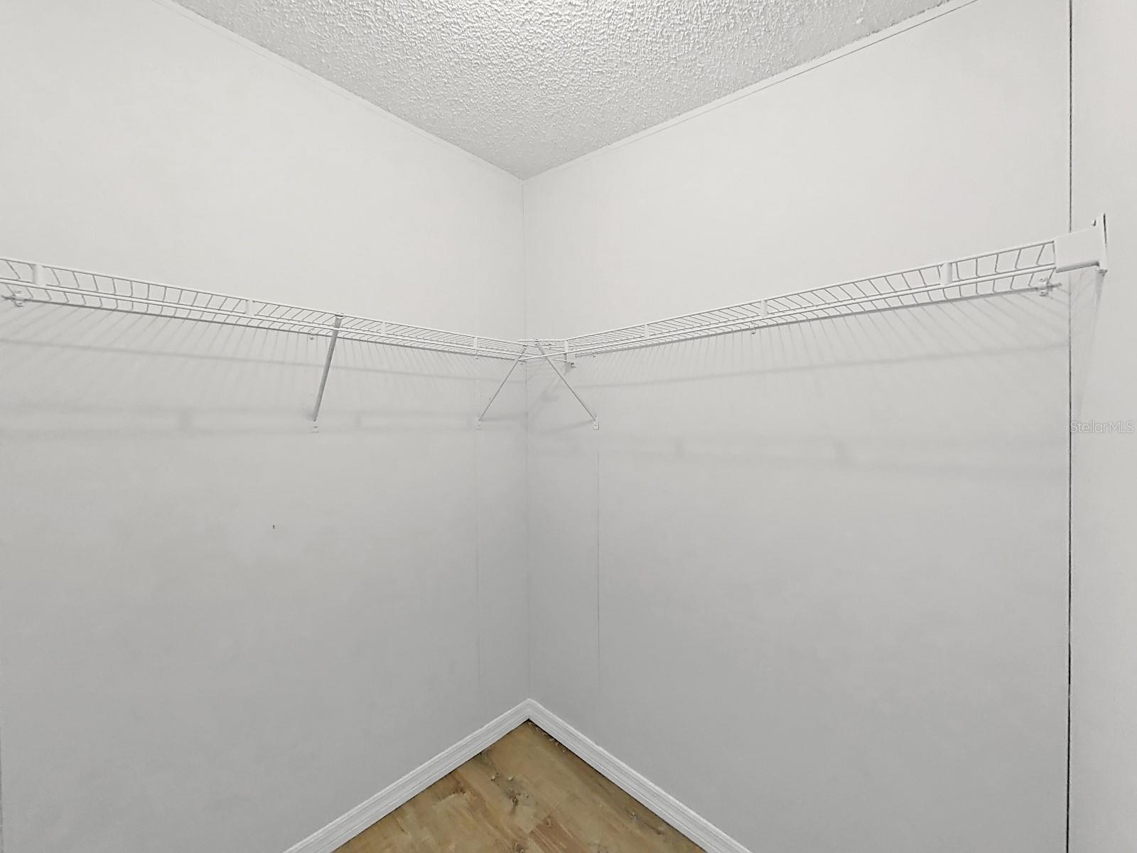 Image 33 of 42 For 537 East Avenue