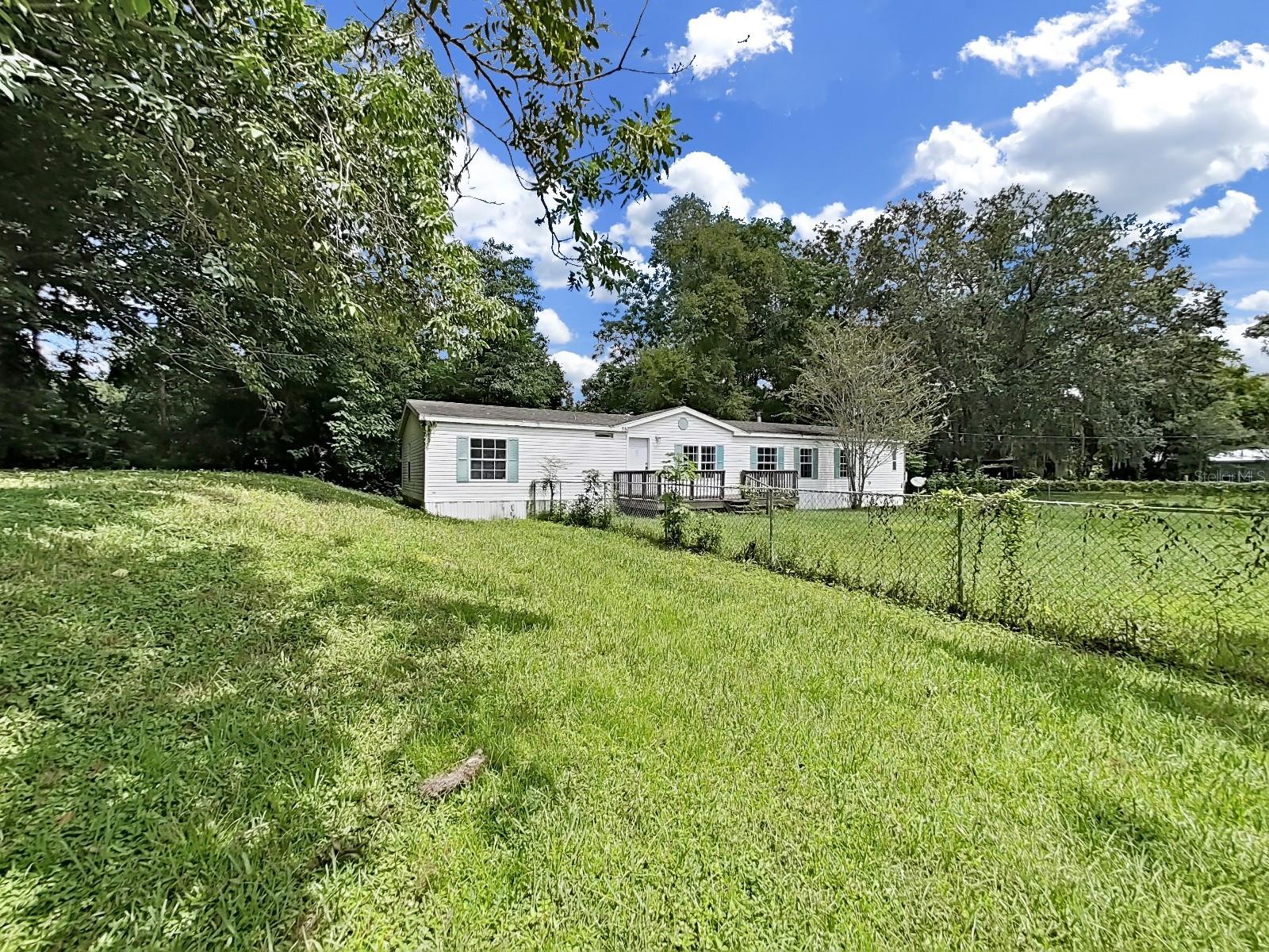 Image 4 of 42 For 537 East Avenue