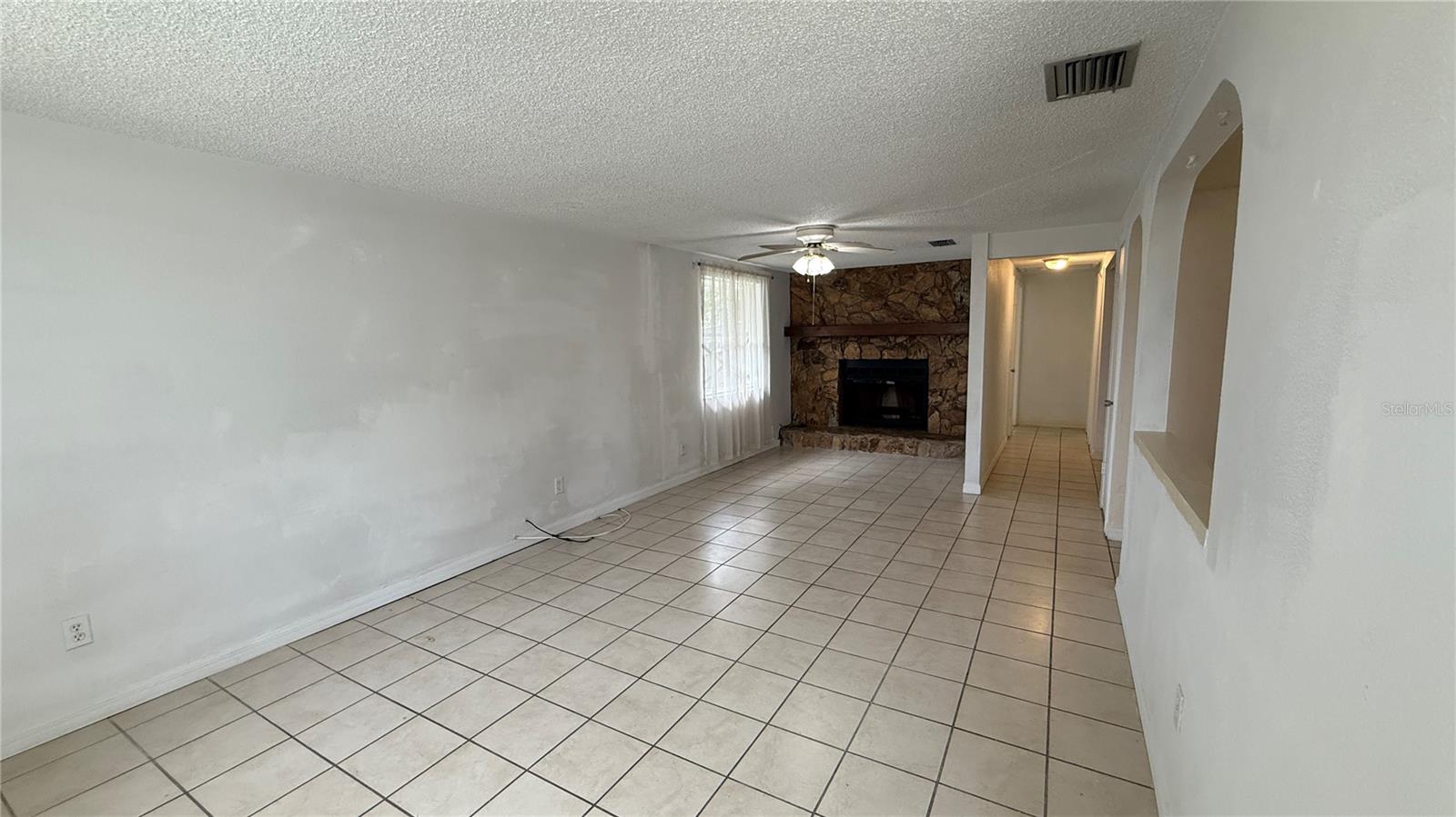 Image 3 of 16 For 2658 61st Avenue N