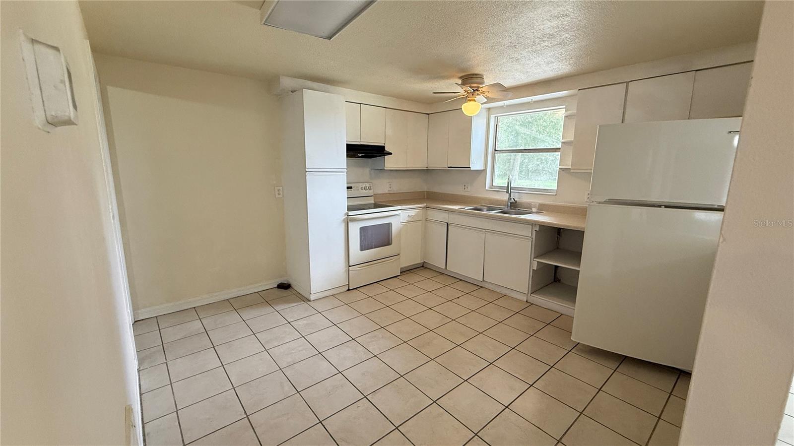 Image 7 of 16 For 2658 61st Avenue N