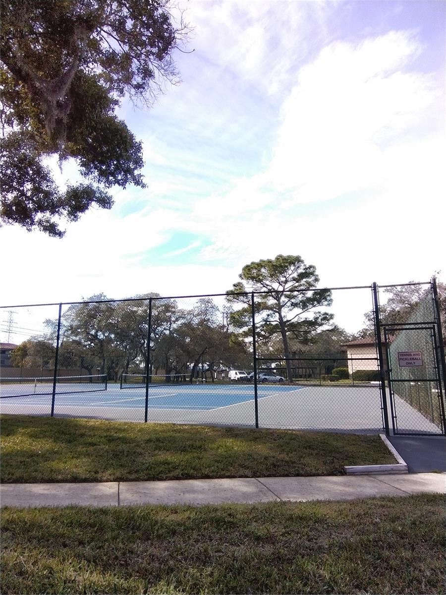Image 13 of 16 For 2685 Sabal Springs Circle 202