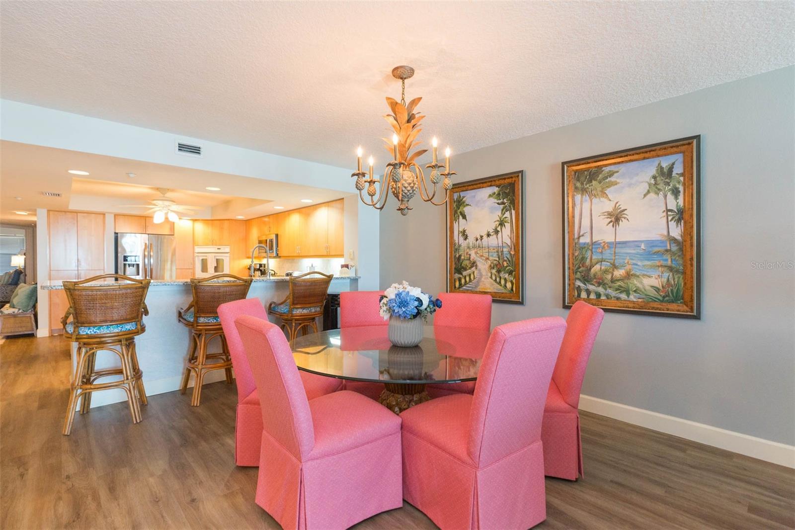 Image 12 of 63 For 16326 Gulf Boulevard 109