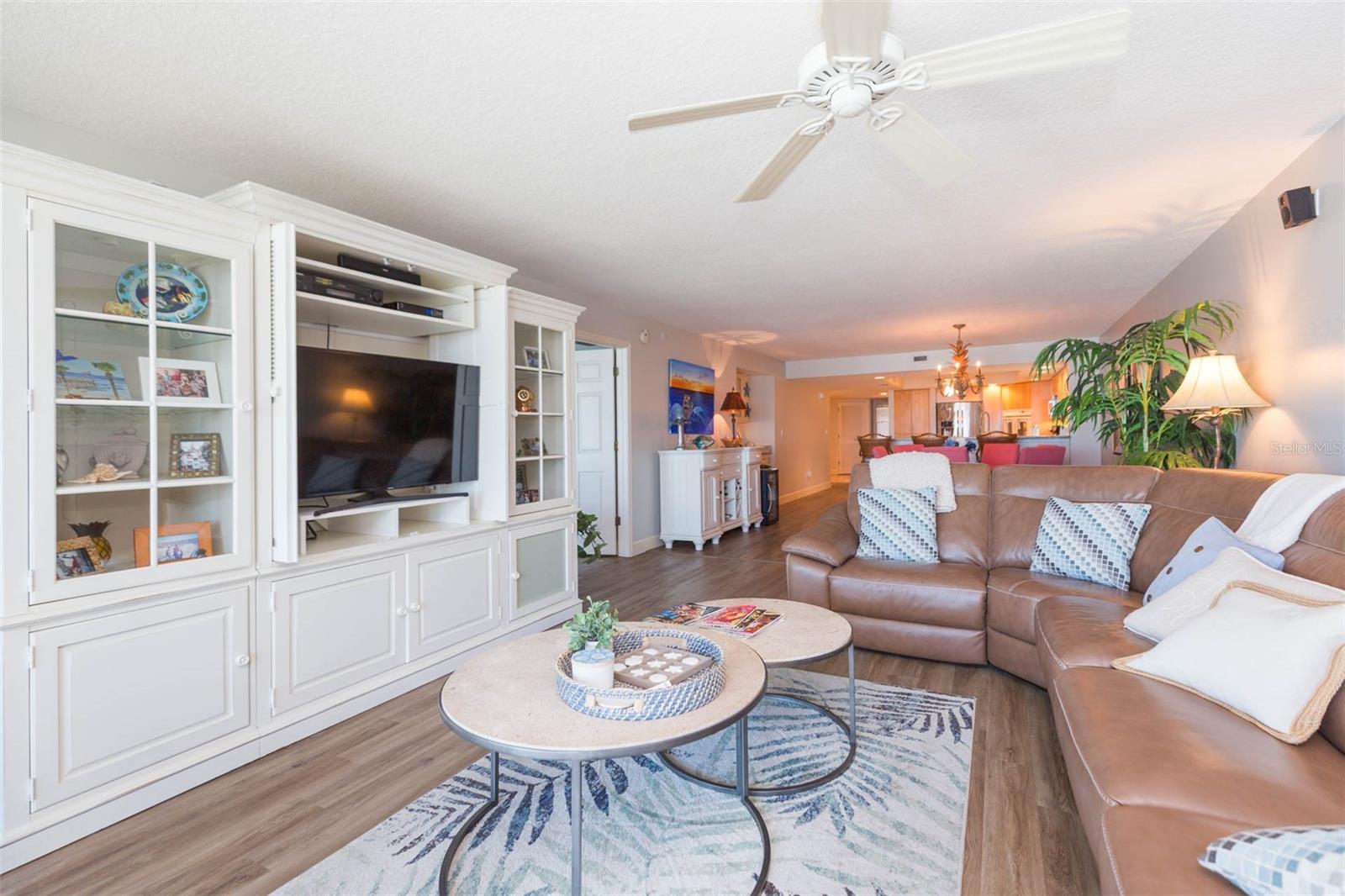 Image 16 of 63 For 16326 Gulf Boulevard 109