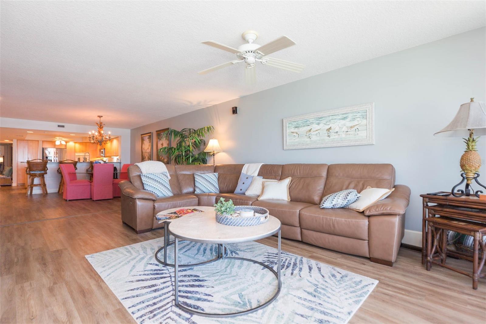 Image 18 of 63 For 16326 Gulf Boulevard 109