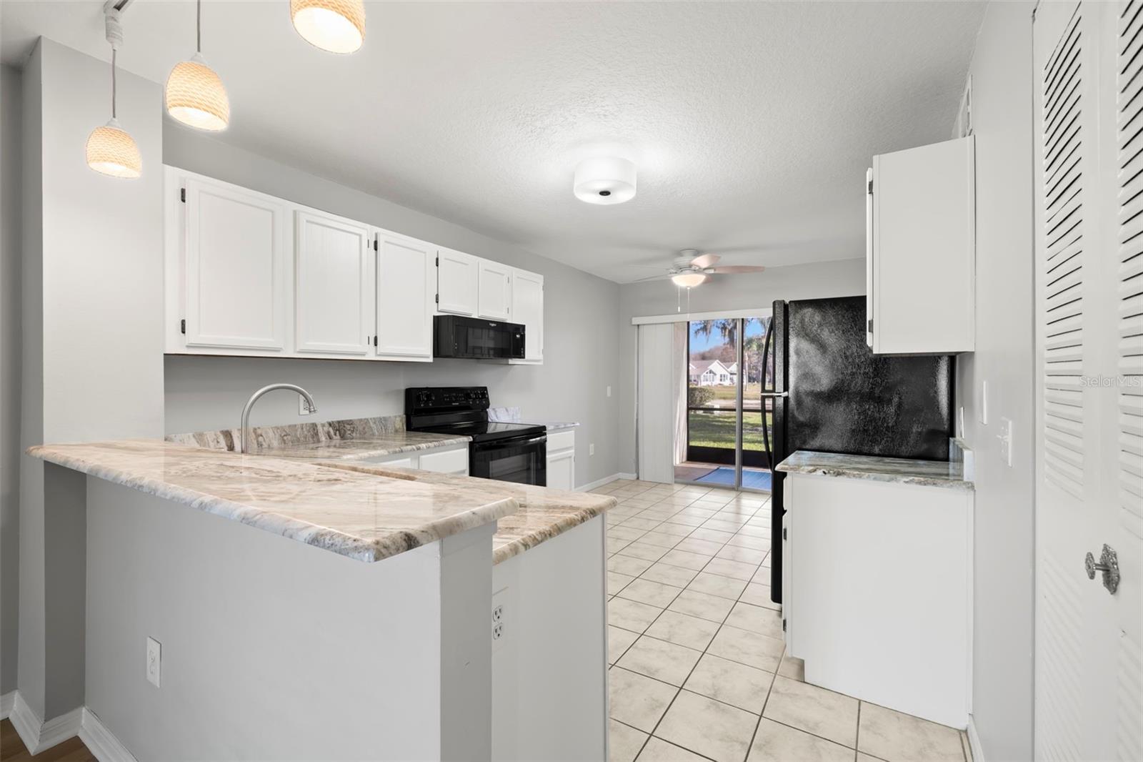 Image 7 of 29 For 4575 Whitton Way 1118